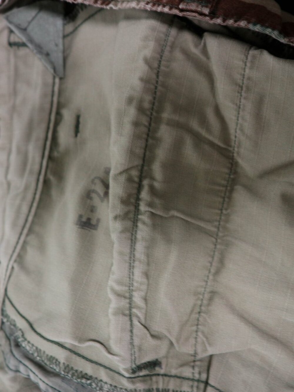 Vintage US Military BDU Woodland Cargo Pants 1980s 90s 30W Distressed As Is - Picture 9 of 10